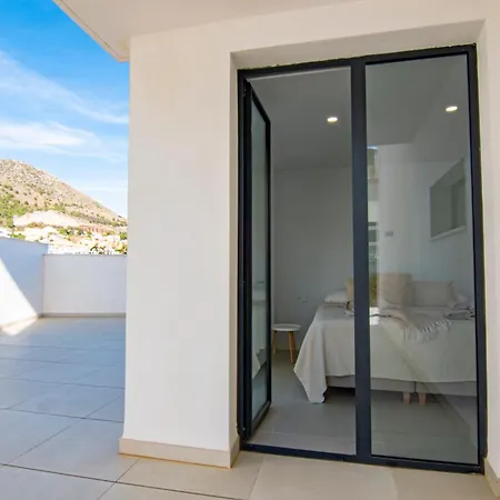 Mara's Higueron West - Higueron Dream - 246 M2 Of Private Terrace & Garden - Like A House