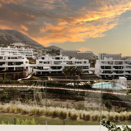 Mara's Higueron West - Higueron Dream - 246 M2 Of Private Terrace & Garden - Like A House Apartman Fuengirola