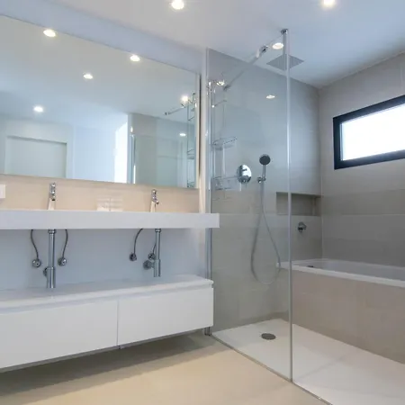 Apartament Mara's Higueron West - Higueron Dream - 246 M2 Of Private Terrace & Garden - Like A House