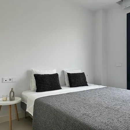 Mara's Higueron West - Higueron Dream - 246 M2 Of Private Terrace & Garden - Like A House Apartament
