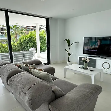 Apartament Mara's Higueron West - Higueron Dream - 246 M2 Of Private Terrace & Garden - Like A House